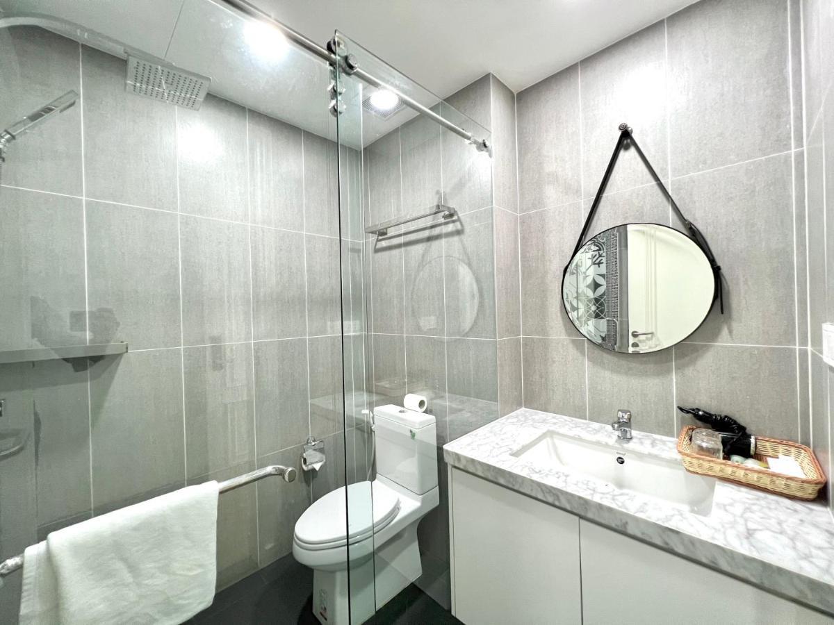 Helen Fin Inn & Apartment Phnom Penh Exterior photo